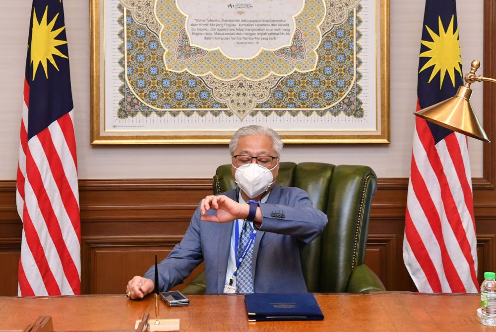 Datuk Seri Ismail Sabri Yaakob clocks in on his first day at work as deputy prime minister in Putrajaya July 9, 2021. u00e2u20acu201d Bernama pic