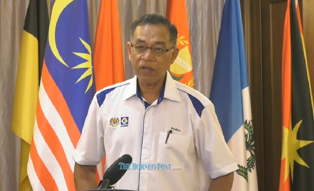 the Domestic Trade and Consumer Affairs Deputy Minister Datuk Rosol Wahid delivers his speech before virtually launching the campaign. u00e2u20acu201d Borneo Post Online pic