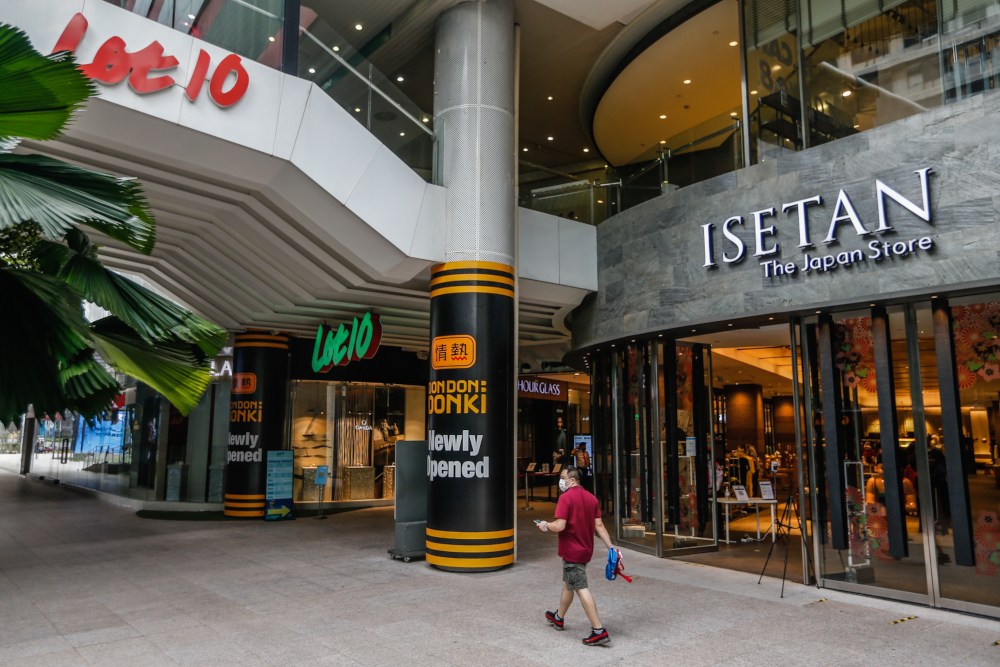 A general view of Isetan at Lot 10 Shopping Centre in Kuala Lumpur July 9, 2021. u00e2u20acu201d Picture by Firdaus Latif