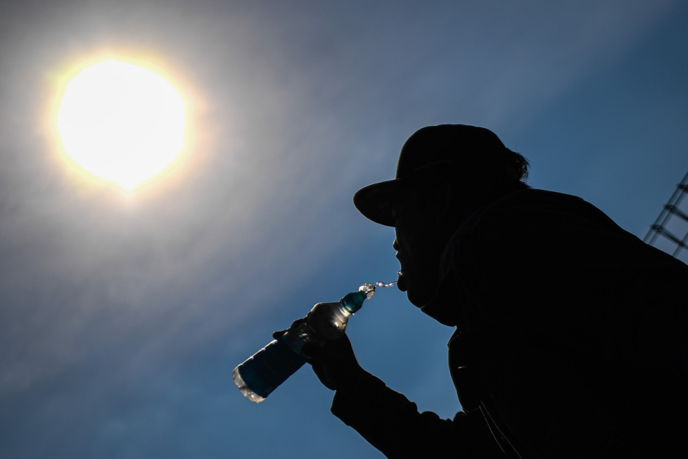 Malaysia is experiencing the South-west monsoon, which results in a hot and dry climate, from now until mid-September, according to the MetMalaysia. u00e2u20acu201d Bernama pic 