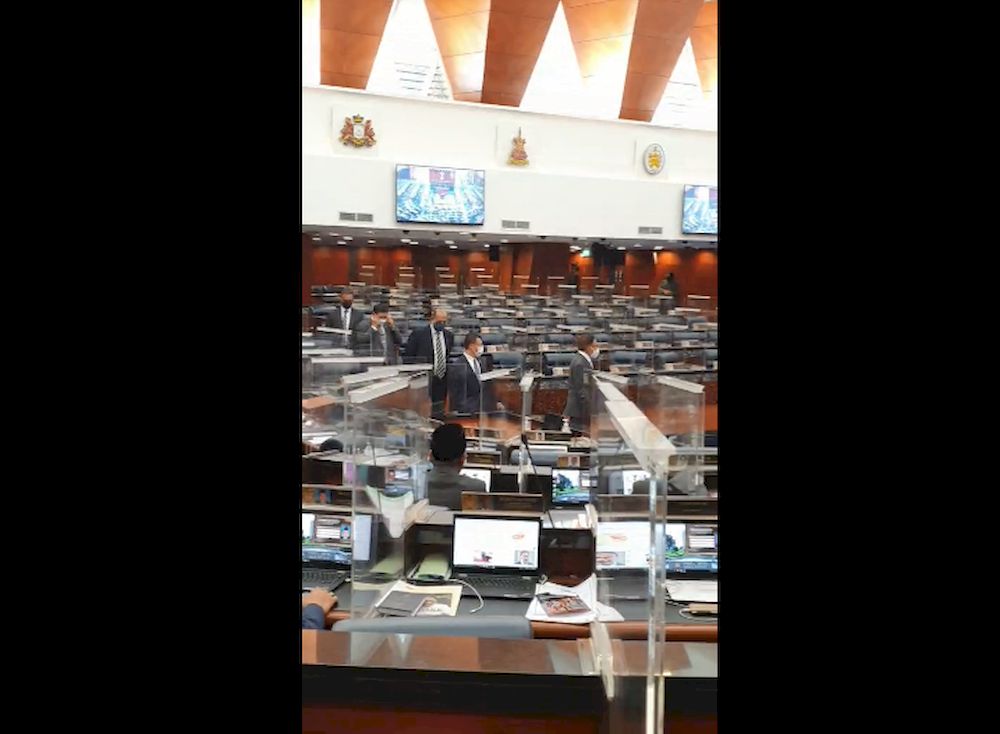 Screencap from Segambut MP Hannah Yeoh FB video shows MPu00e2u20acu2122s leaving the Dewan Rakyat, July 29, 2021.