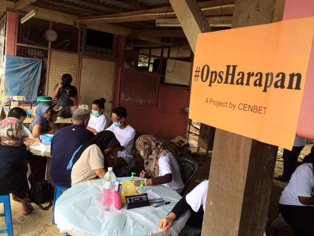 #OpsHarapan founder Ng Yeen Seen said the main objective of the #OpsHarapan2.1 programme is to lend assistance to vulnerable families. u00e2u20acu201d Picture from Facebook/OPS Harapan