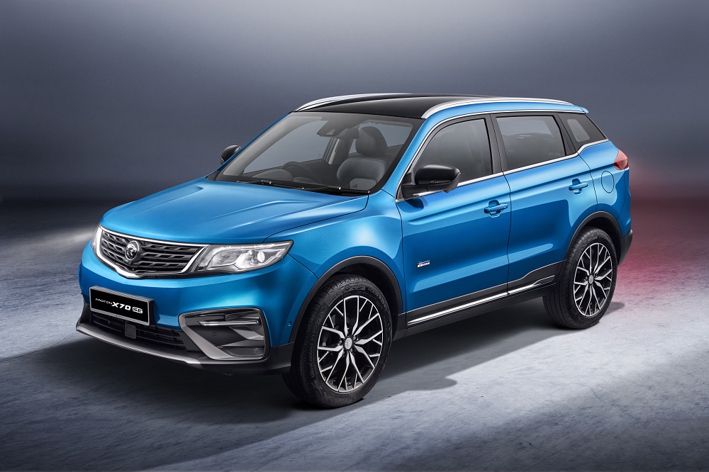 The Proton X70 special edition variant is available in exclusive ocean blue, a new addition to the colour palette, and ruby red. ― Picture courtesy of Proton
