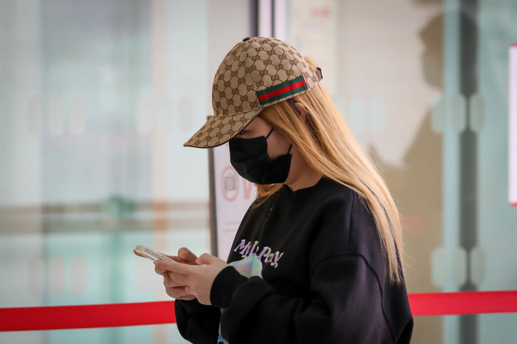 Tiffany Tan Hwee Shuan outside the State Courts on May 19, 2021. u00e2u20acu201d TODAY pic