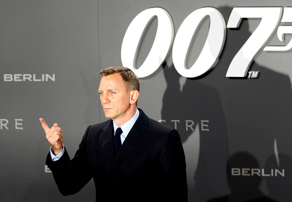 Actor Daniel Craig poses for photographers on the red carpet at the German premiere of the new James Bond 007 film u00e2u20acu02dcSpectreu00e2u20acu2122 in Berlin October 28, 2015. u00e2u20acu201d Reuters pic