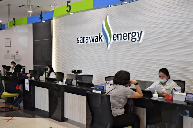 SEB Customer Service Counter with SOPs in place. u00e2u20acu201d Borneo Post pic