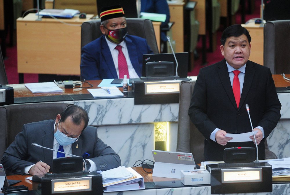 State Tourism, Environment, Green Technology and Indigenous Affairs Committee chairman Hee Loy Sian speaking at the Selangor State Assembly sitting at Bangunan Dewan Negeri Selangor, August 24, 2021. u00e2u20acu201d Bernama pic 