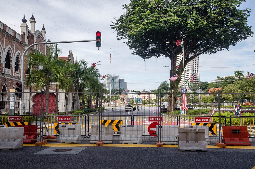 Dataran Merdeka has been cordoned off by the police. 