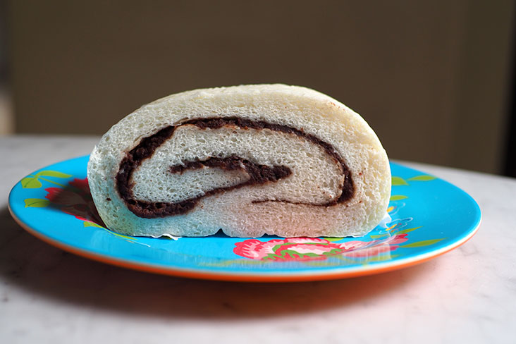 If you prefer a less sweet tasting version, there's red bean paste ('tau sar') pillow bun sourced from Sitiawan's San Fu