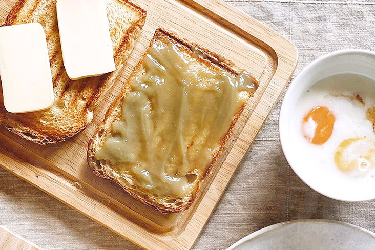 Half boiled eggs, cold butter, fragrant kaya and a few slices of flavourful sourdough Hainanese bread.