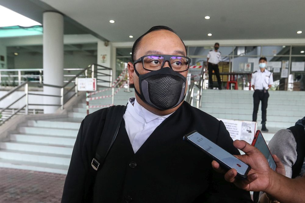 Datuk Seri Ahmad Zahid Hamidi's lawyer Hamidi Mohd Noh speaks to reporters at the Shah Alam High Court August 25, 2021. u00e2u20acu201d Picture by Yusof Mat Isa