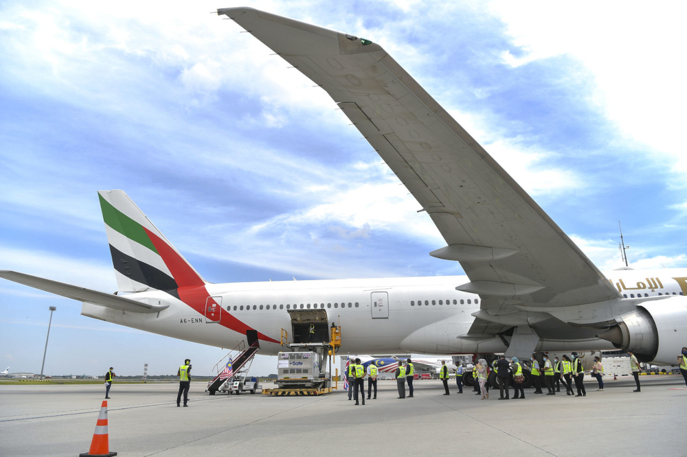 The 415,000 AstraZeneca Covid-19 vaccines donated by the United Kingdom government arrived safely at the Kuala Lumpur International Airport (KLIA) via an Emirates Airlines flight, August 3, 2021.nn