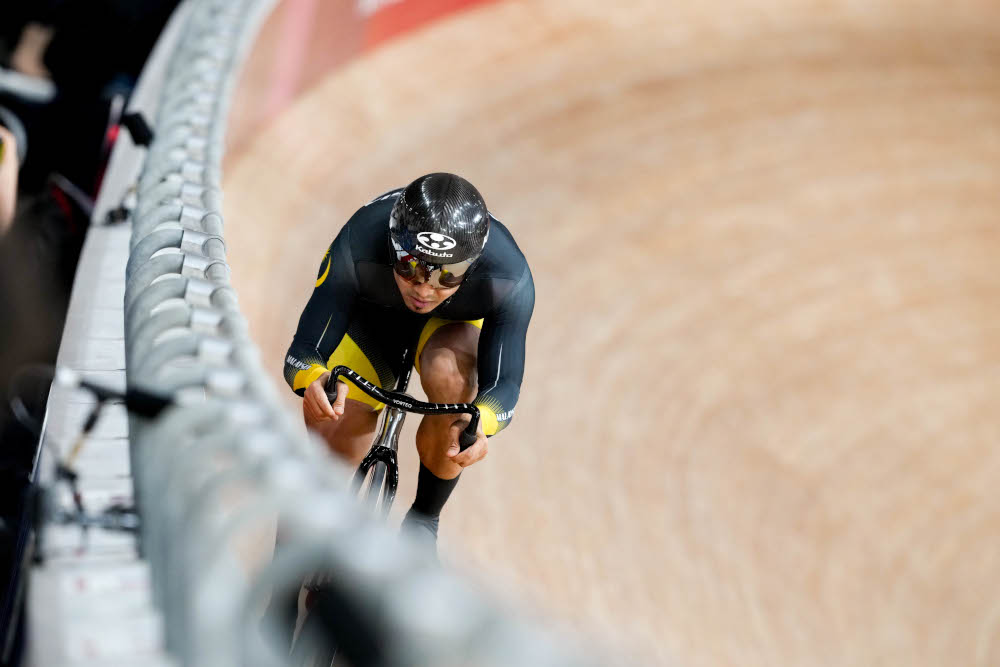 Datuk Azizulhasni Awang during the menu00e2u20acu2122s sprint qualifying during at the Izu Velodrome in Shizuoka, Japan, August 4, 2021. u00e2u20acu2022 Shutaro Mochizuki/AFLO pic via Reuters 