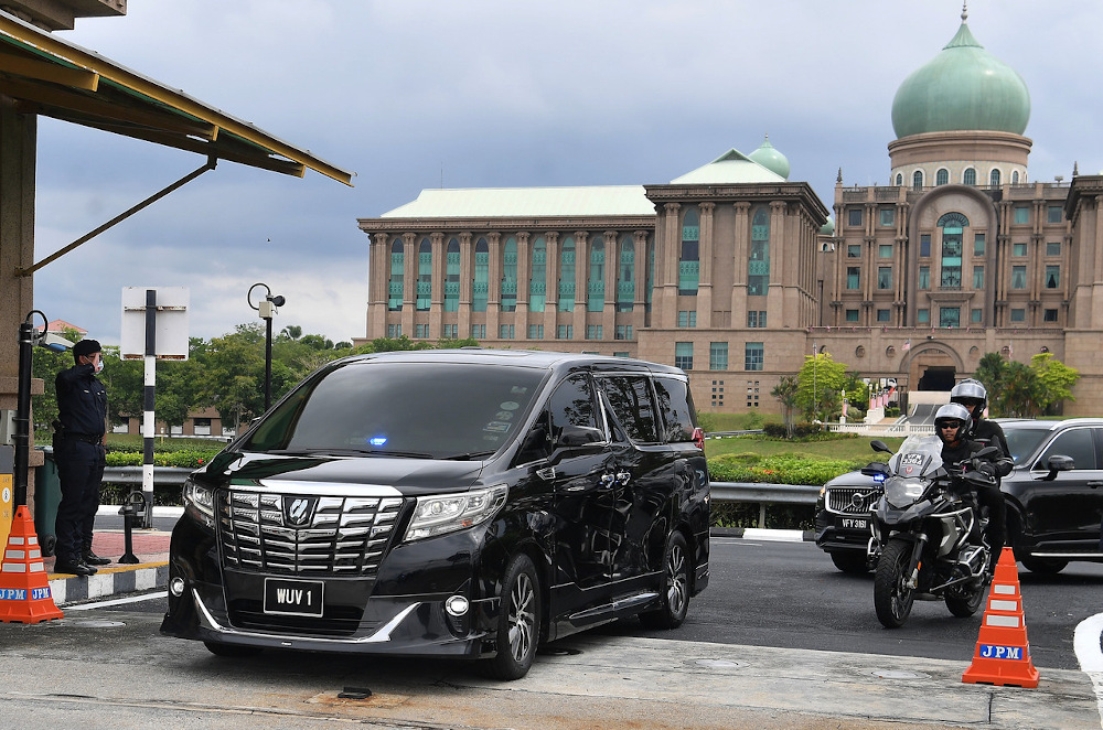 Vehicle carrying Prime Minister Datuk Seri Ismail Sabri Yaakob was seen leaving the Perdana Putra, Putrajaya August 22, 2021. u00e2u20acu201d Bernama pic
