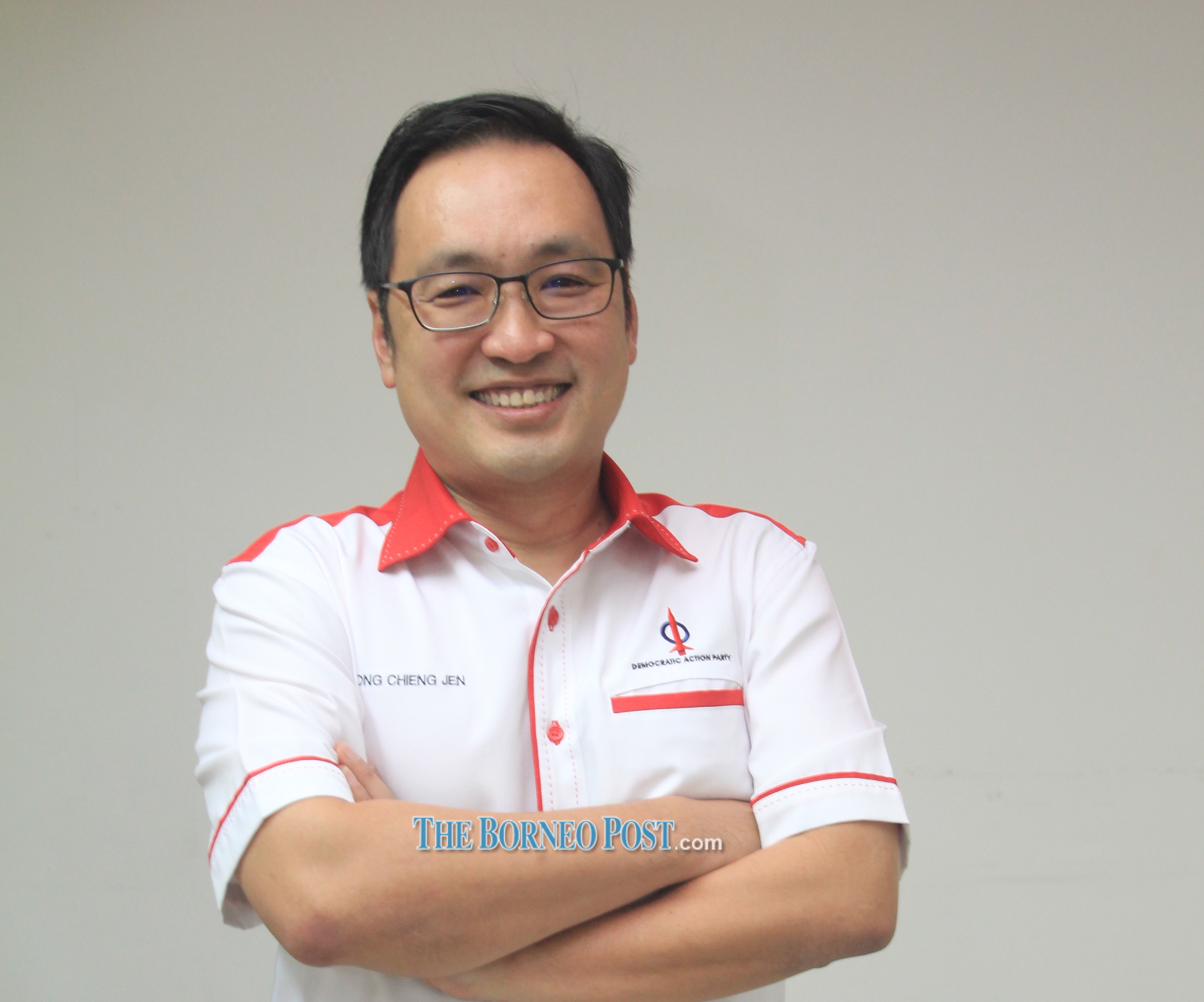 Sarawak says chairman Chong Chieng Jen the BKSS 7.0 RM10,000 one-off financial aid to businesses registered in the state is too little for many businesses. u00e2u20acu2022 Borneo Post pic