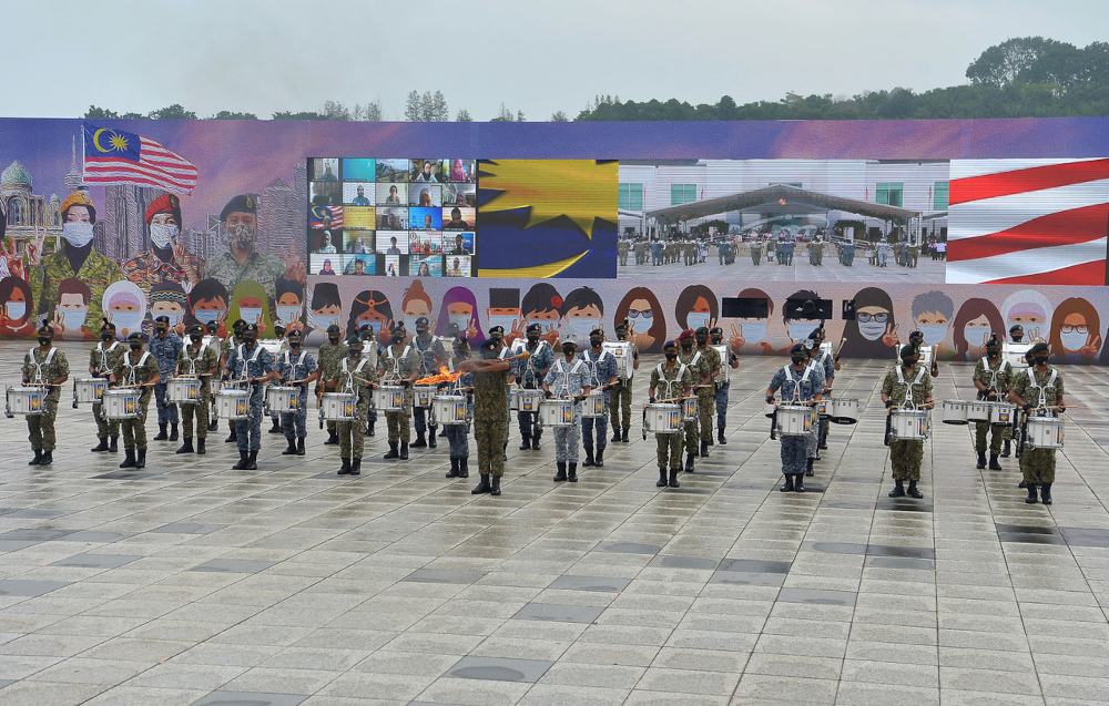 A special Drumline rehearsal by the Malaysian Armed Forces led by drum major Staff Sergeant Mad Zain Medol at tomorrowu00e2u20acu2122s performance involving 60 ATM personnel in conjunction with the 2021 National Day Celebration at Dataran Pahlawan Negara, August 30, 
