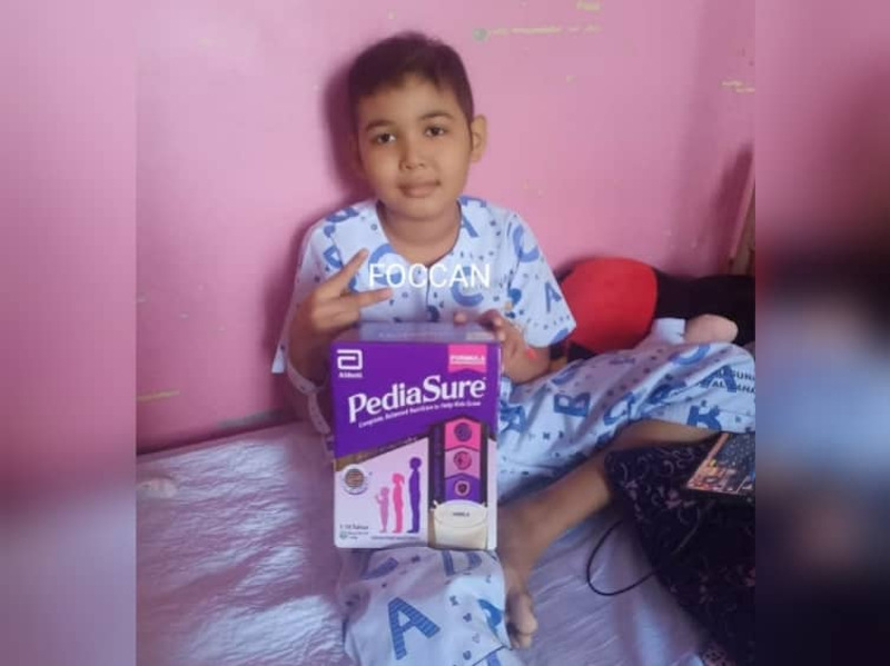 Friends of Childhood Cancer Northern also gives out milk powder to young cancer patients apart from monetary aid. u00e2u20acu201d Photo via Facebook/Friends of Childhood Cancer Northern