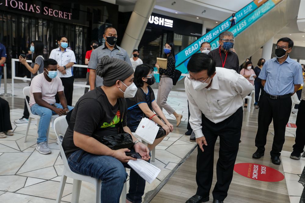 Penang Chief Minister Chow Kon Yeow during a visit to the vaccination centre at the Gurney Paragon Mall in George Town August 17, 2021. u00e2u20acu201d Picture by Sayuti Zainudin