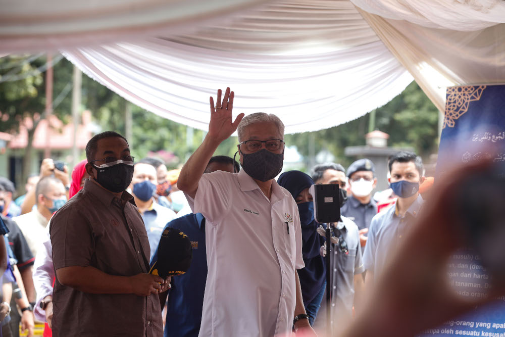 Prime Minister Datuk Seri Ismail Sabri Yaakob with Kedah Mentri Besar Muhammad Sanusi Md Nor visit the damaged area due to the water spout occurrence in Jambatan Tupah, Sungai Petani, Kedah, August 23, 2021. u00e2u20acu201d Picture by Sayuti Zainudin