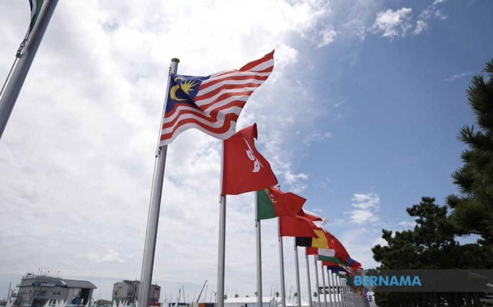 The Malaysian flag is seen in Tokyo. u00e2u20acu201d Picture via Twitter/Bernama