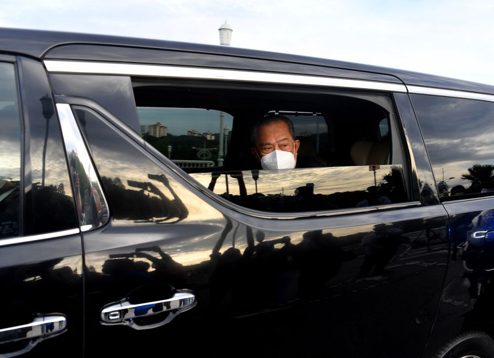 A vehicle ferrying Prime Minister Tan Sri Muhyiddin Yassin is seen arriving at Perdana Putra in Putrajaya  August 16, 2021. u00e2u20acu201d Bernama pic