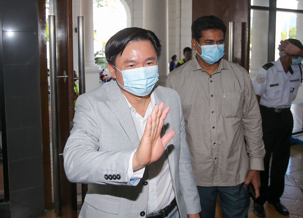 Paul Yong arrives at the Ipoh High Court August 17, 2021. u00e2u20acu201d Picture by Farhan Najib
