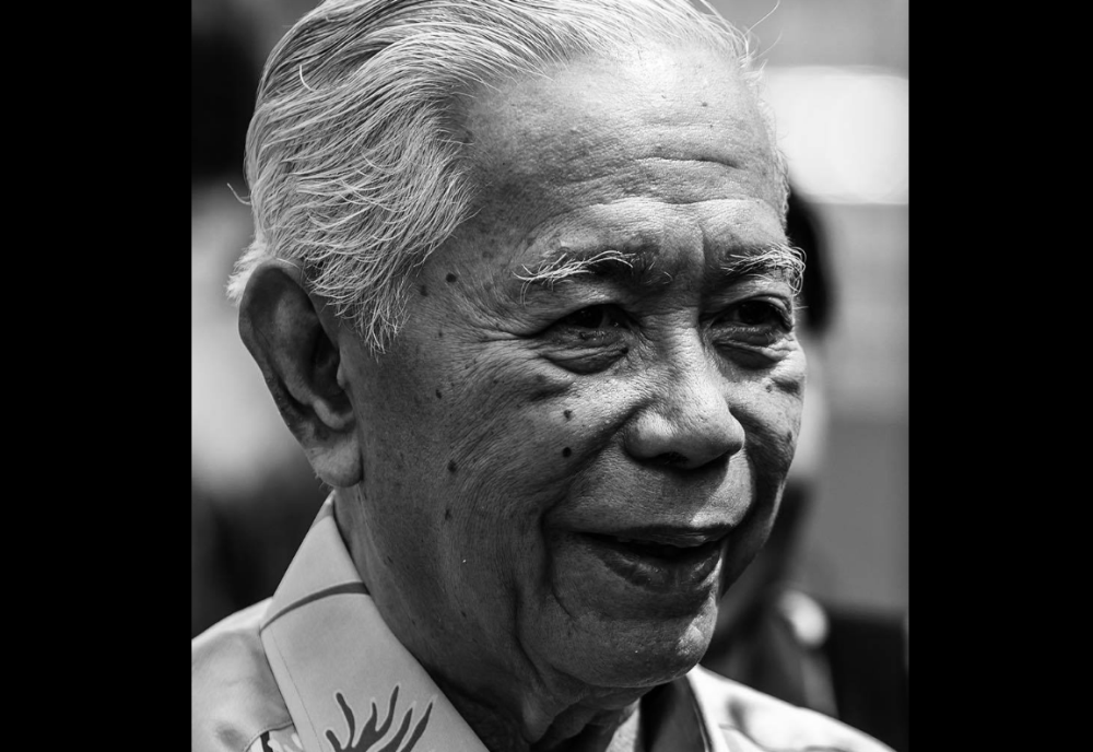 Tun Sakaran Dandai died at Gleaneagles Hospital here at 5.30am due to Covid-19. u00e2u20acu201d Picture via Facebook