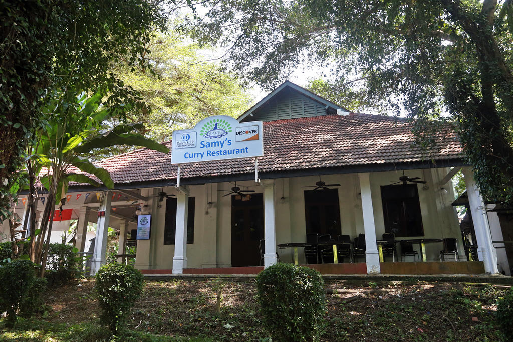 The woman who died was a household contact of a confirmed case who had visited Samyu00e2u20acu2122s Curry Restaurant in Dempsey. u00e2u20acu2022 TODAY pic