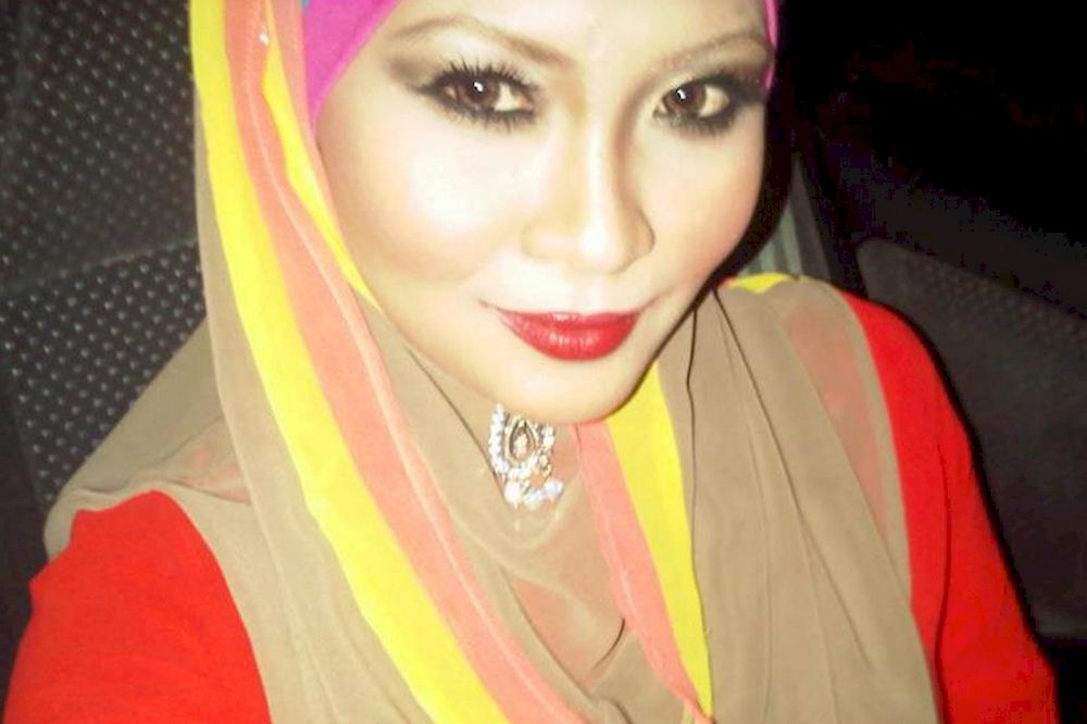 Actress Siti Nordiana Alias has filed a defamation suit against five individuals over alleged defamatory remarks made about her. u00e2u20acu201d Picture courtesy of Facebook/Siti Nordiana Alias Fan Club