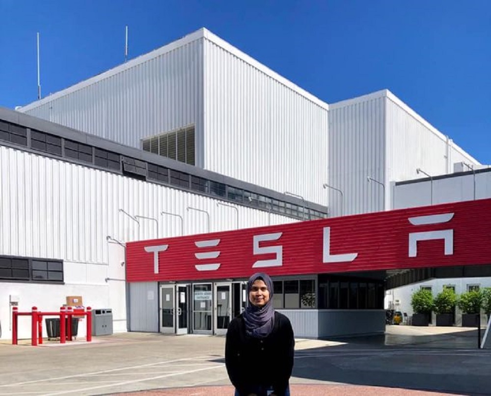 A Malaysian student has beaten all odds after being accepted to join the workforce of prominent tech-company, Tesla. u00e2u20acu2022 Picture courtesy of Facebook/ Richard Ker
