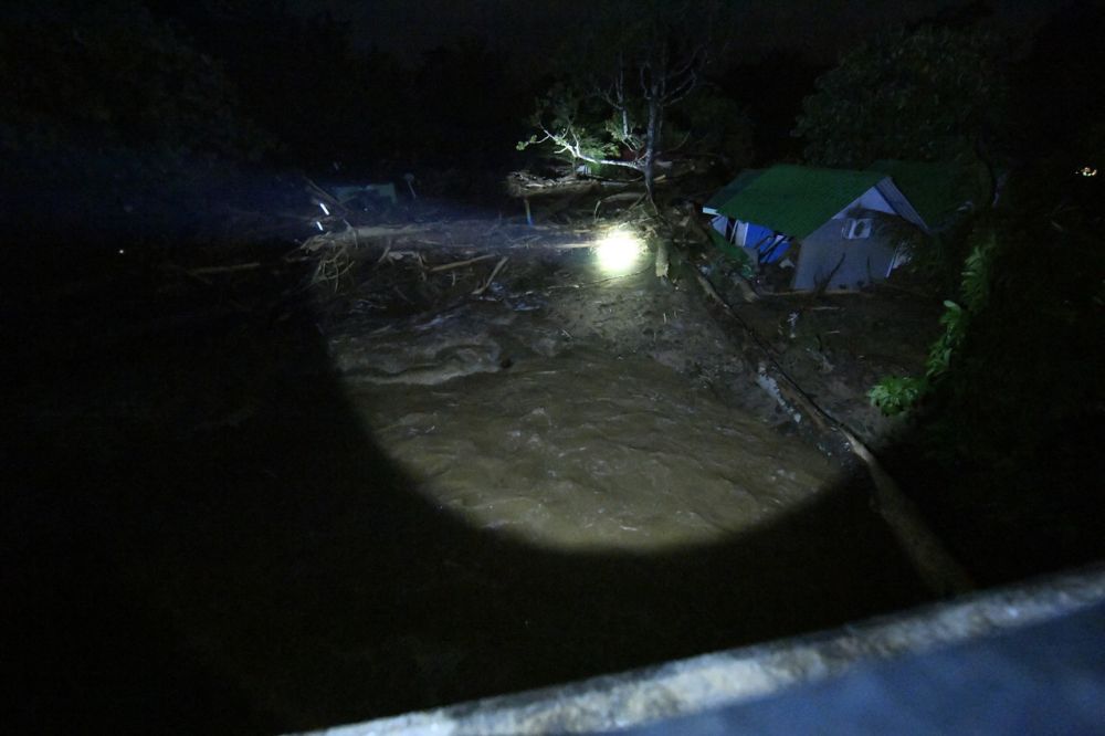 Several locations around the Gunung Jerai area in Yan were hit by flash floods in Alor Setar August 18, 2021. u00e2u20acu201d Bernama pic