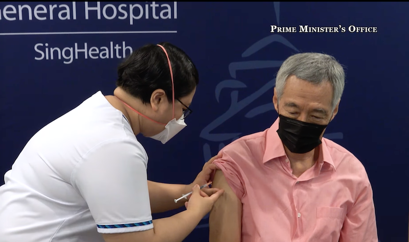 Singapore Prime Minister Lee Hsien Loong received his Covid-19 vaccine booster jab at Singapore General Hospital.  u00e2u20acu2022 Screengrab from Facebook/Lee Hsien Loong