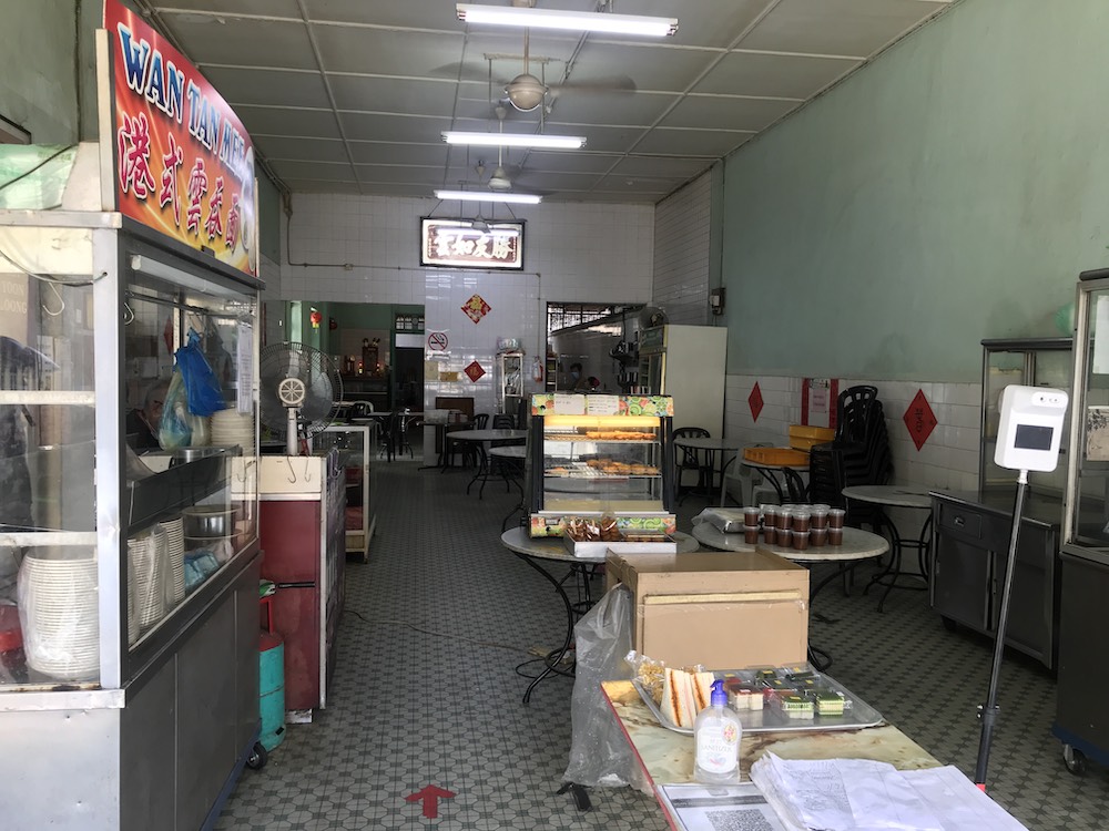 Kedai Kopi Sin Yoon Loong is deserted as it only offers takeaways at the moment. 