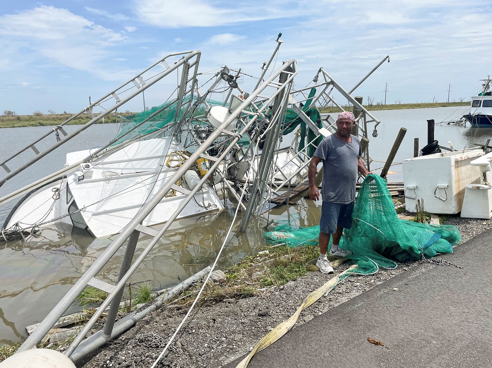 Shrimpers survey the damage to homes and shrimp boats after Hurricane Ida made landfall in Golden Meadow, Louisiana August 31, 2021. u00e2u20acu201d Reuters pic