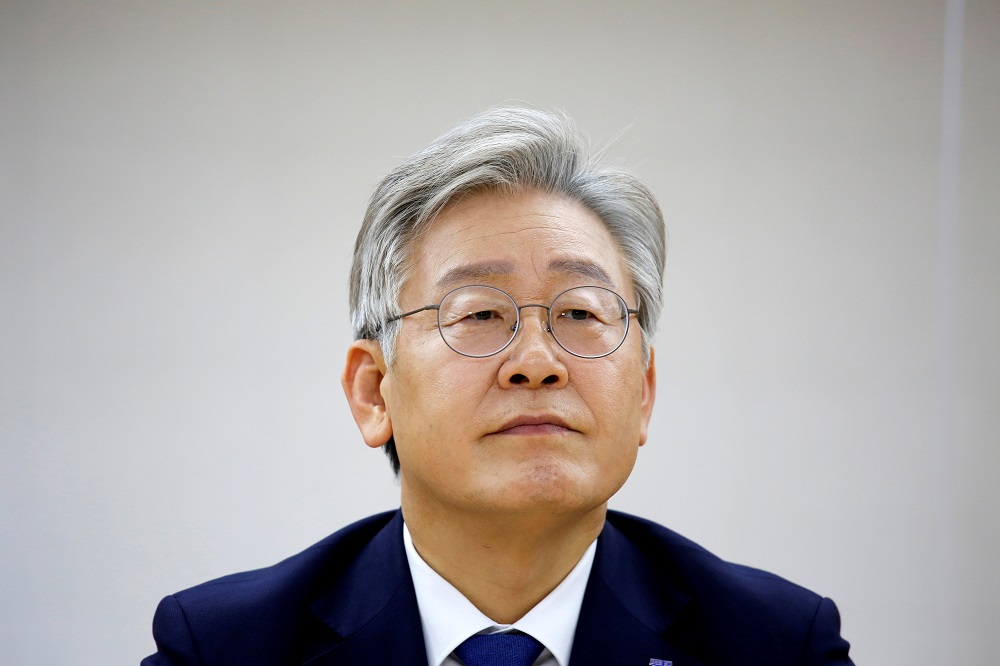Gyeonggi Province Governor Lee Jae-myung reacts during an interview with Reuters in Suwon, South Korea, December 16, 2020. u00e2u20acu201d Reuters pic