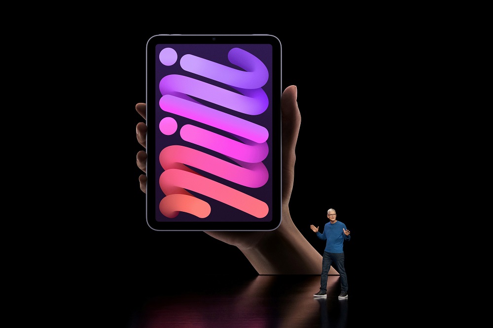Apple CEO Tim Cook unveils the new iPad mini during a special event at Apple Park in Cupertino, California broadcast September 14, 2021. u00e2u20acu201d Handout by Brooks Kraft/Apple Inc via Reuters 