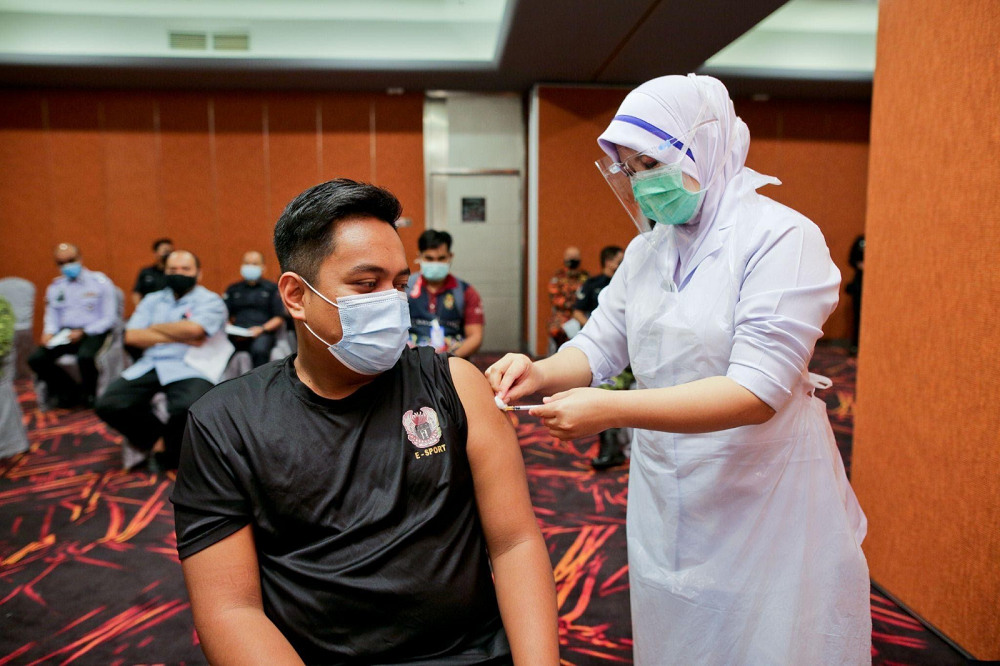 In the early stages of the National Immunisation Programme, the Group organised webinar sessions for staff to allay their fears against the vaccine. This resulted in the Group achieving more than 95 per cent vaccination rate among its staff. — Picture courtesy of Sunway Group