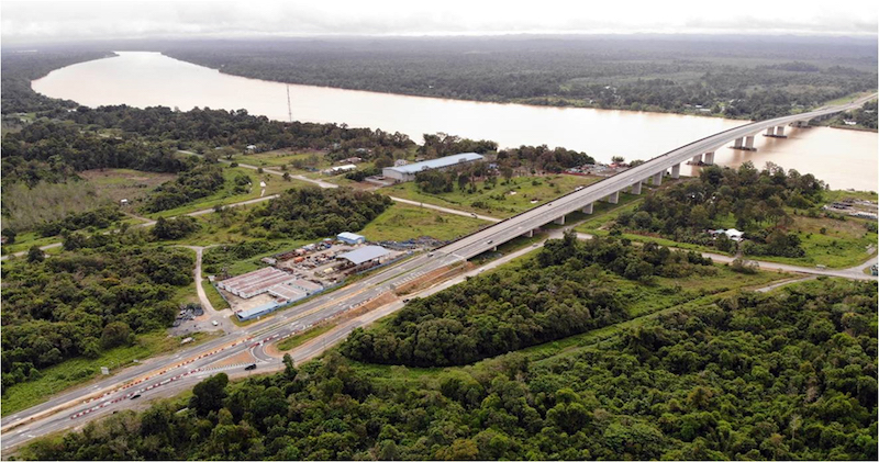 An aerial view of the Batang Rajang Bridge, which is under Work Package 07 of the highway project. u00e2u20acu201d Picture courtesy of JKR Sarawak via Borneo Post