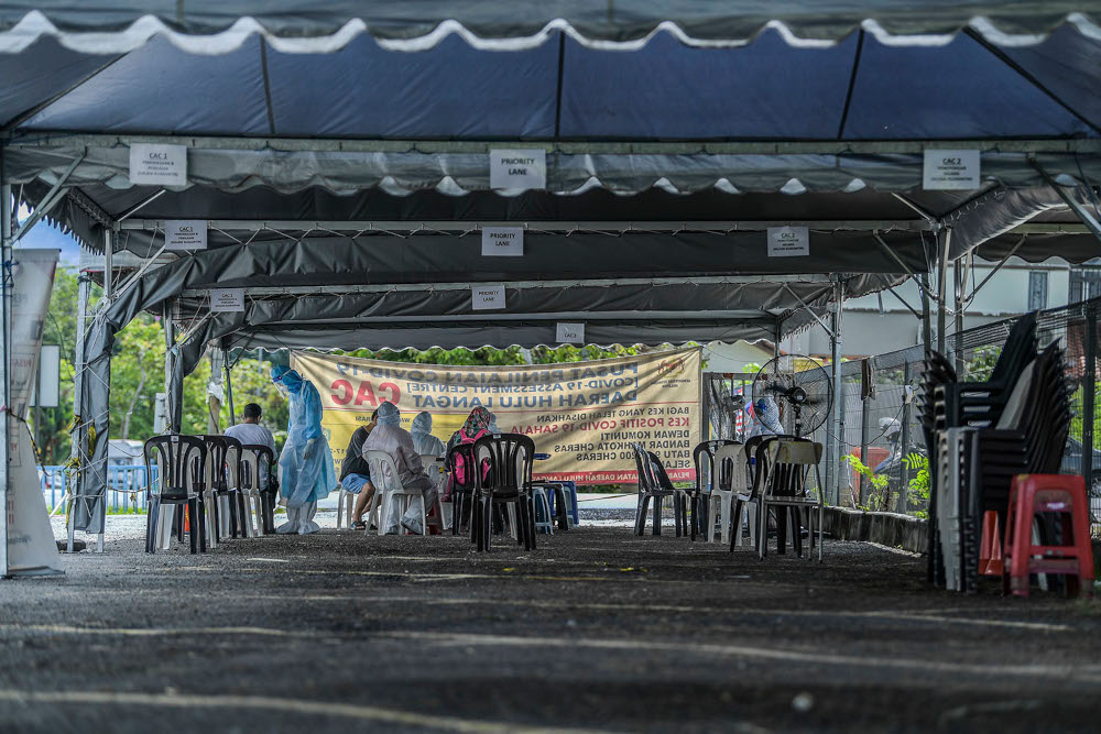 The deserted Covid-19 Assessment Centre (CAC) in Hulu Langat District, in Bandar Mahkota Cheras, September 22, 2021. u00e2u20acu2022 Picture by Hari Anggara