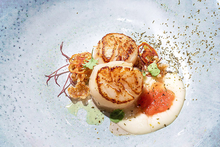 Teochew steamed scallops: one of Chef Lee’s 'omakase' creations with local inspiration.