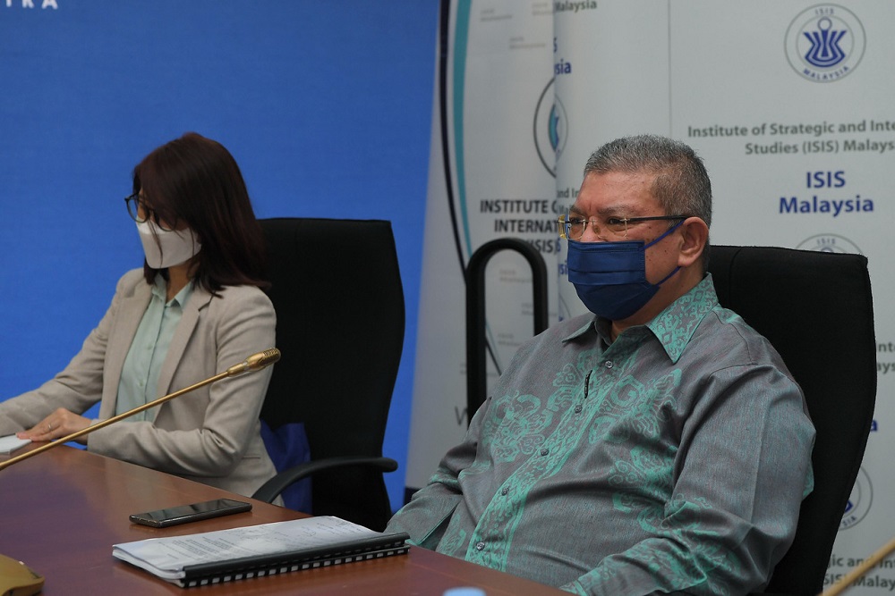 Foreign Affairs Minister Datuk Seri Saifuddin Abdullah (right) attends a meeting following his visit to the Institute of Strategic and International Studies (ISIS) Malaysia in Kuala Lumpur September 8, 2021. u00e2u20acu201d Bernama pic