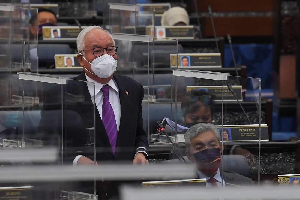 Datuk Seri Najib Razak speaks during his turn to debate the motion of thanks and the royal address by the Yang di-Pertuan Agong in Parliament, Kuala Lumpur September 15, 2021. u00e2u20acu201d Bernama pic