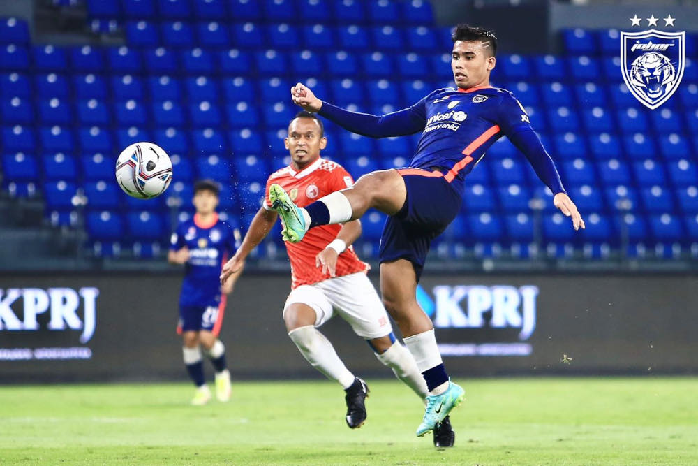 Defending champions Johor Darul Tau00e2u20acu2122zim (JDT) kicked off their Malaysia Cup Group D campaign with a convincing 2-0 win over Kelantan FC at the Sultan Ibrahim Stadium in Iskandar Puteri tonight. u00e2u20acu201d Picture from Facebook/Johor Southern Tigers