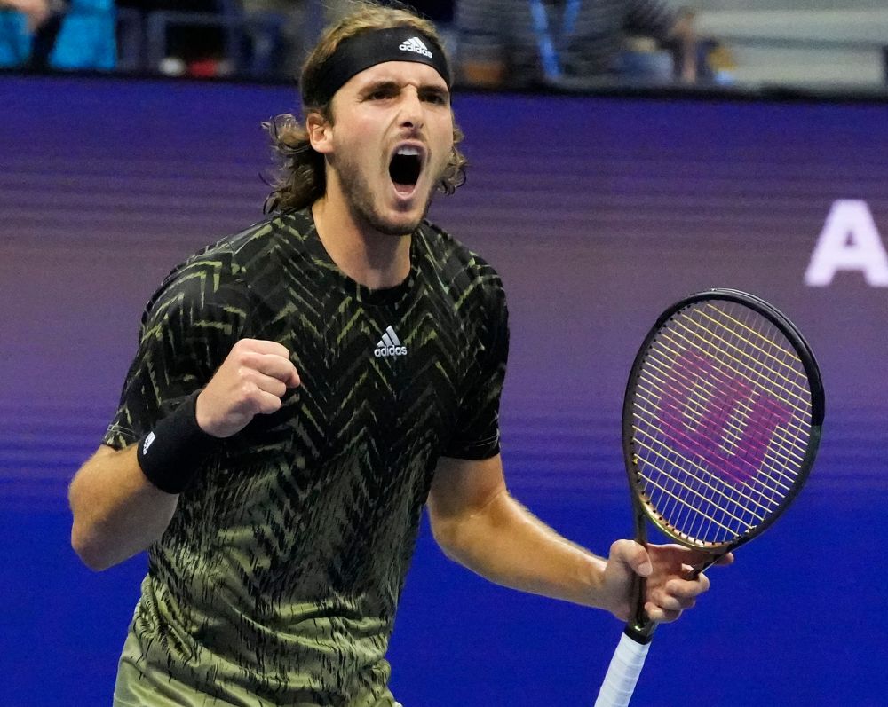 Stefanos Tsitsipas of Greece reacts after a service break in the fourth set against Adrian Mannarino of France at the USTA Billie King National Tennis Centre, New York September 1, 2021. u00e2u20acu201d Reuters picnn