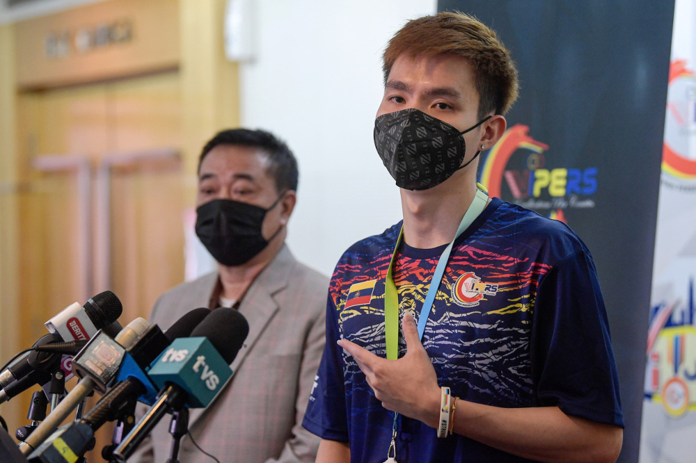 Soh Wooi Yik speaks to reporters after the Federal Territory incentive presentation ceremony at Menara DBKL in Kuala Lumpur, September 13, 2021. u00e2u20acu201d Bernama pic