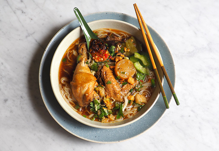 From their weekday menu, this 'guay tio gai mara' is comforting with the braised chicken and bitter melon