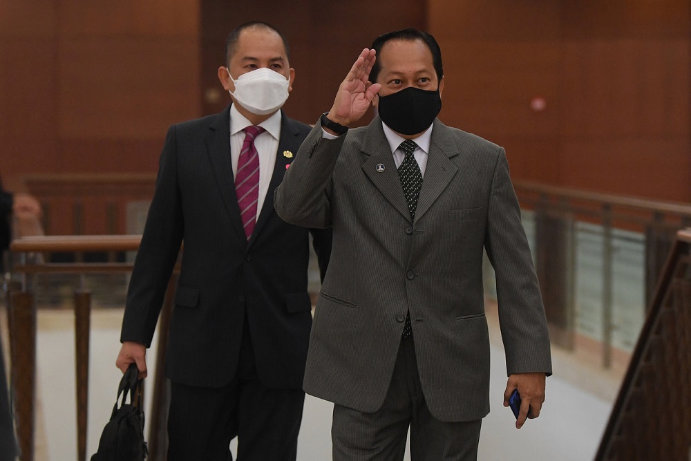 Pontian MP Datuk Seri Ahmad Maslan arrives at the Parliament building in Kuala Lumpur September 30, 2021. u00e2u20acu2022 Bernama pic