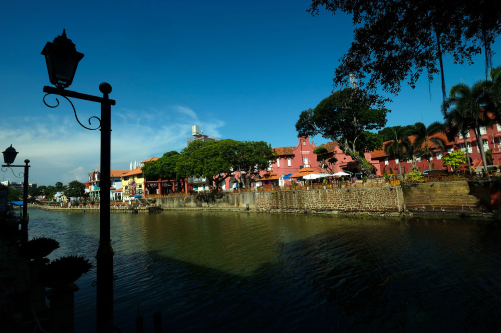 Melaka Chief Minister Datuk Seri Sulaiman Md Ali said the creation of M-WEZ has taken into account waterfront development examples in other places such as Dubai, Hong Kong, and Toronto, Canada. u00e2u20acu201d Bernama pic 