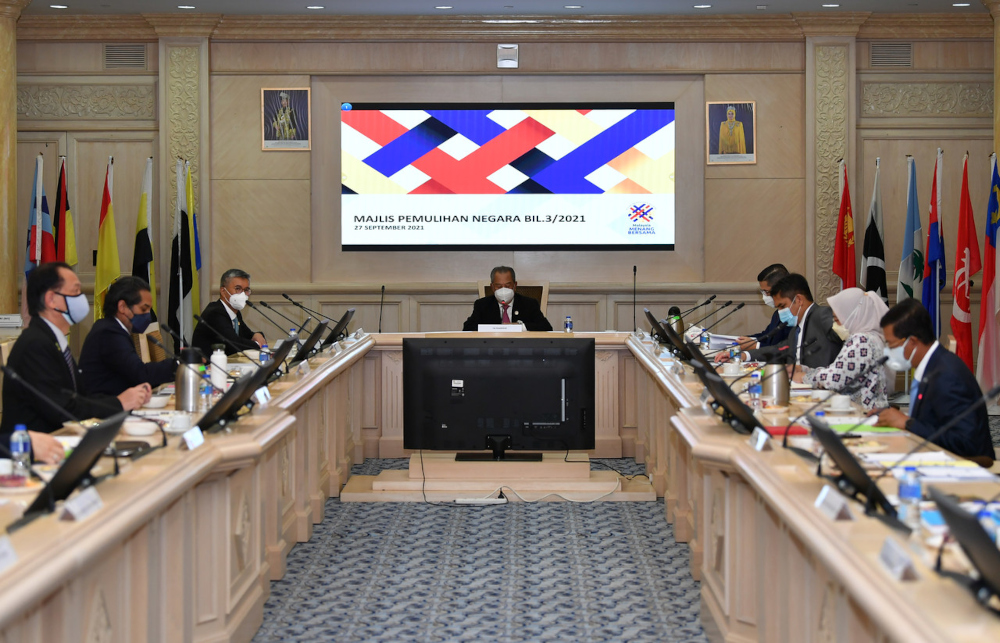 National Recovery Council (MPN) chairman Tan Sri Muhyiddin Yassin chairs the 3/2021 MPN meeting in Putrajaya, September 27, 2021. u00e2u20acu201d Bernama pic 