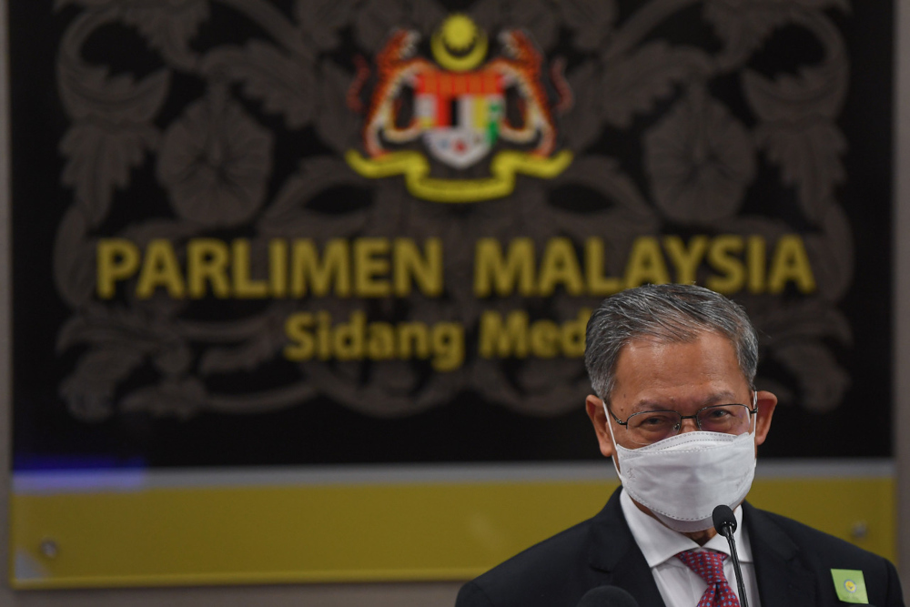 Minister in the Prime Ministeru00e2u20acu2122s Department (Economy) Datuk Seri Mustapa Mohamed speaks to the media at Parliament Building, September 27, 2021. u00e2u20acu201d Bernama pic 